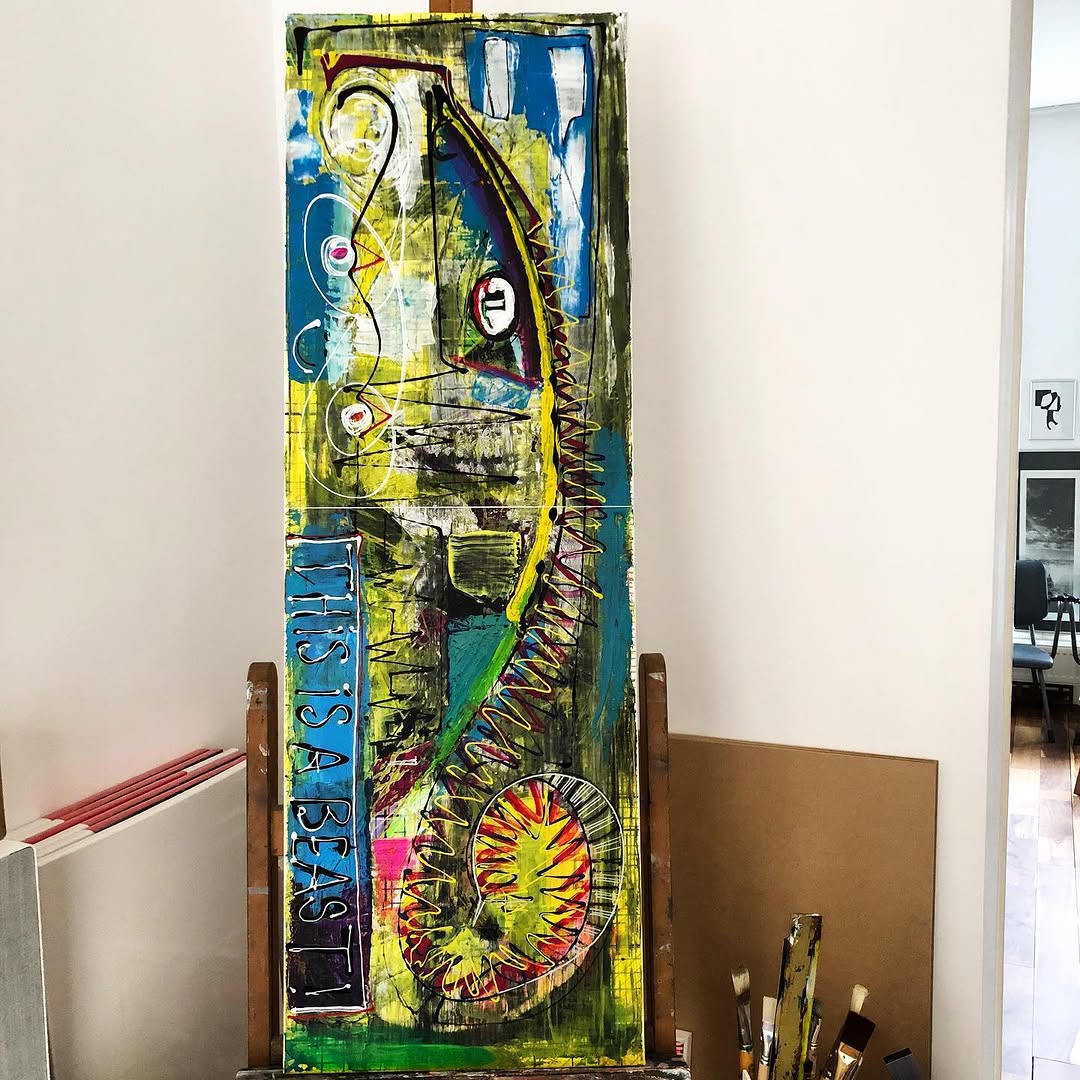 Langwerpig expressief schilderij in groen, blauw en geel